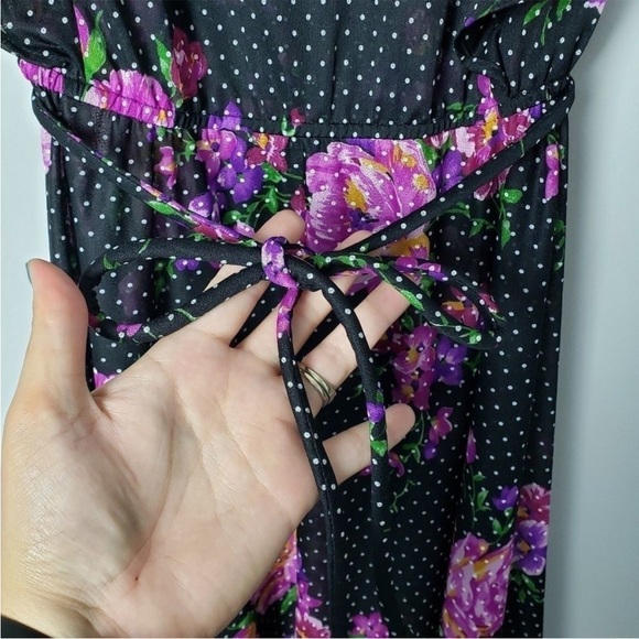 Vintage- Deadstock Black&purple floral midi dress with tie waist feature - Picture 3 of 5